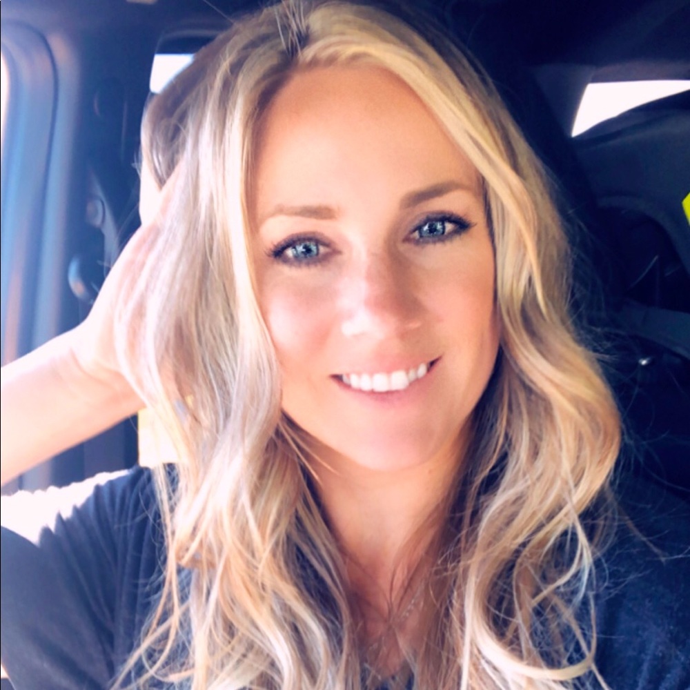 Meet your Posher, Holly